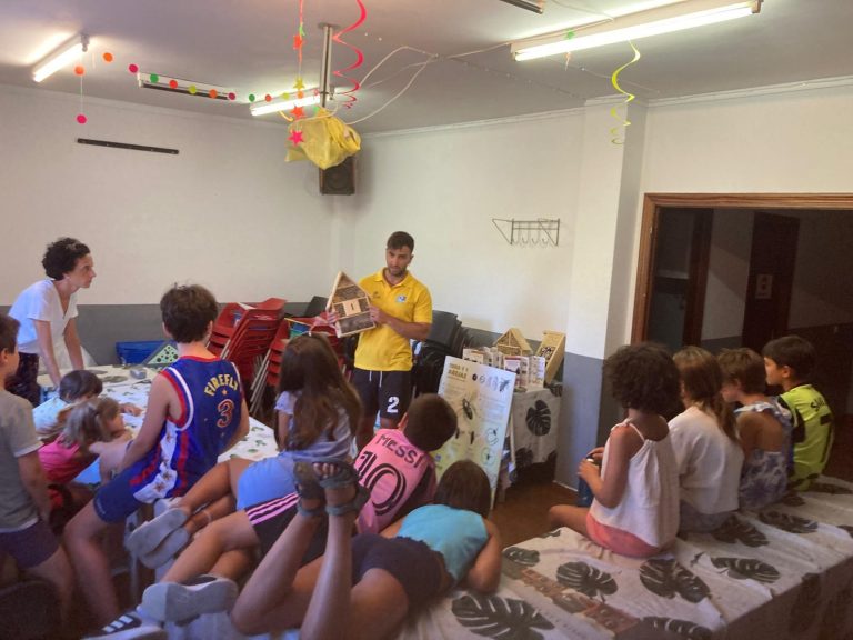 Taller Familiar de Polinizadores 2024